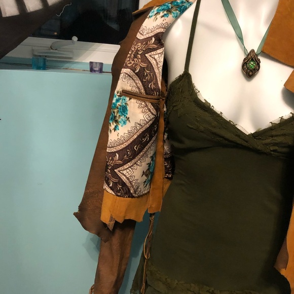 Two-Tone Brown Suede Western-Style Women's Leather Jacket - Picture 15 of 16